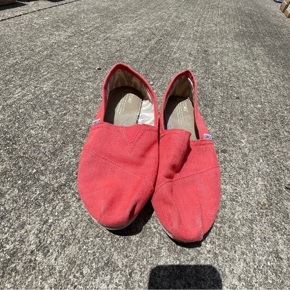 Toms Salmon Canvas Slip-Ons
